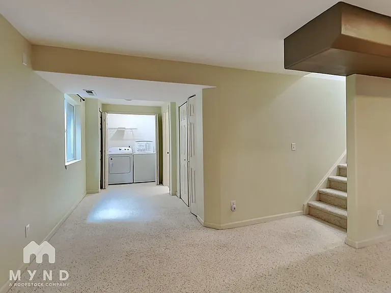 9693 Castle Ridge Cir — Photo 25