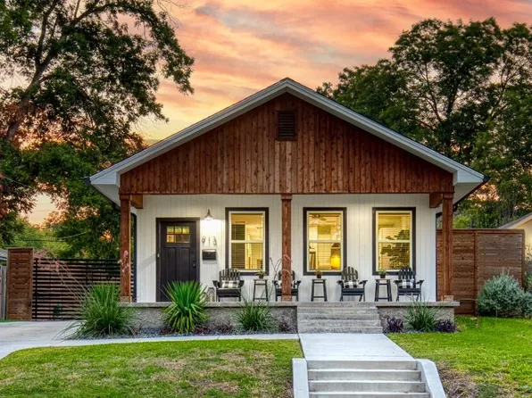 913 S Brighton Ave, Dallas, TX 75208