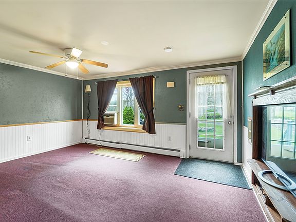 4th image of 322 Zimmer Rd