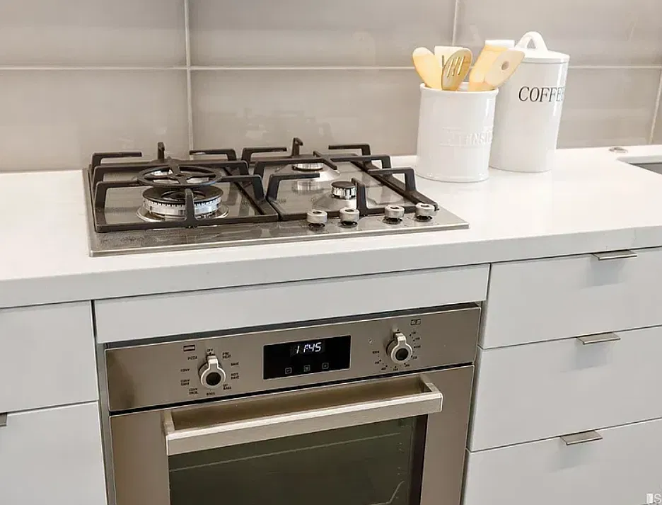 1 bed, 587 sqft, $5,000 — Photo 3