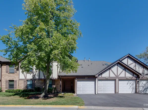 601 Catherine Ct #601, Wood Dale, IL 60191