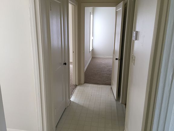 4th image of 4708 Penrose Ave