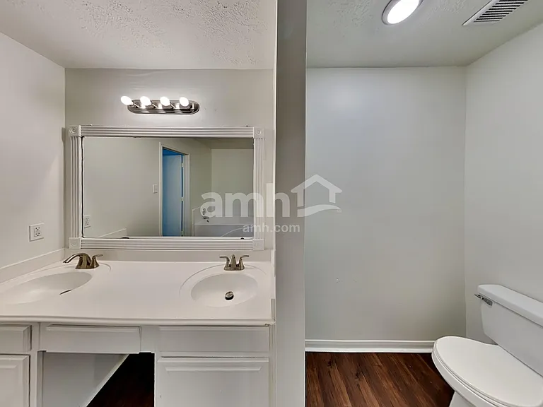 7007 Durango Dr — Photo 14