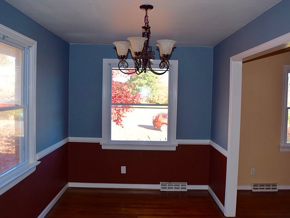 4th image of 8701 Greenford Dr