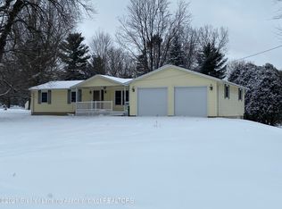 5095 Fawn Valley, Bath, MI 48808
