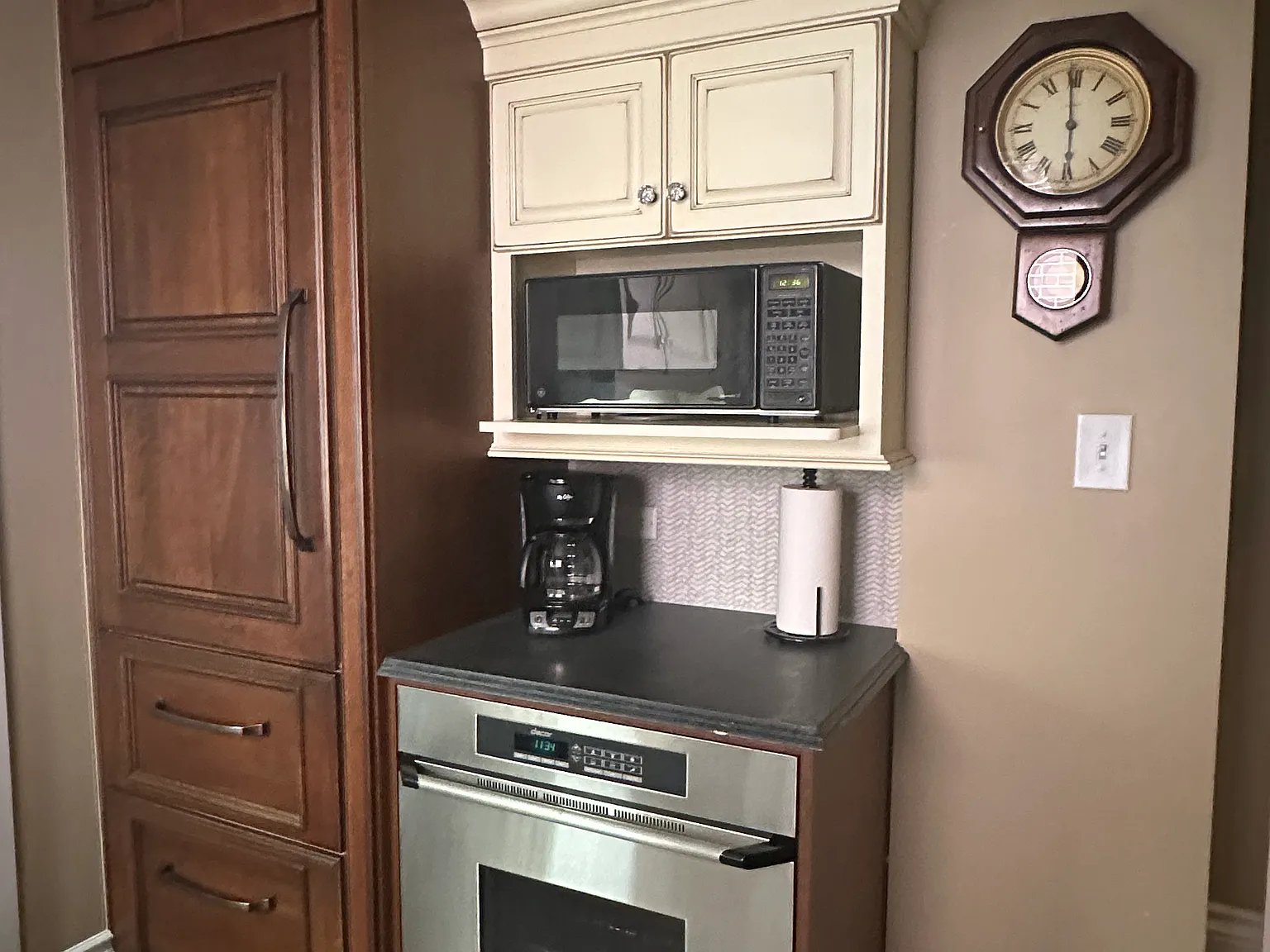 1 bed, 1.5 bath, 875 sqft, $2,500 — Photo 3