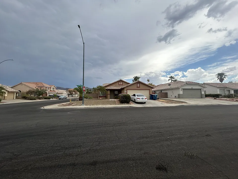 1191 Sunfire St