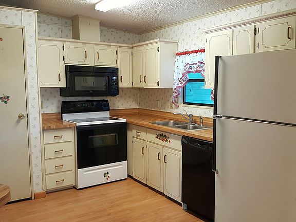 2nd image of 623 Orange Tree Dr