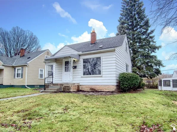 20761 Pinecrest St, Taylor, MI 48180