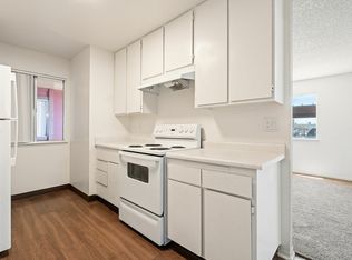 Sunset Sands, Fresno, CA 93703