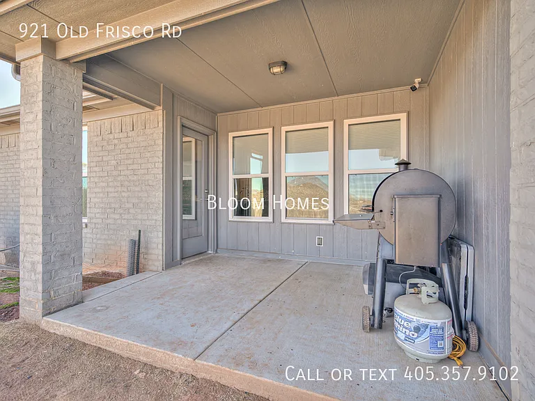 921 Old Frisco Rd — Photo 18