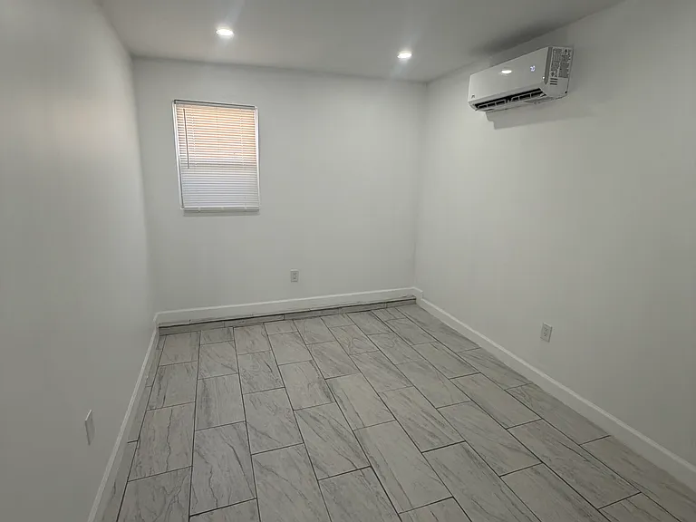 111 S 9th Ave #1A — Photo 9