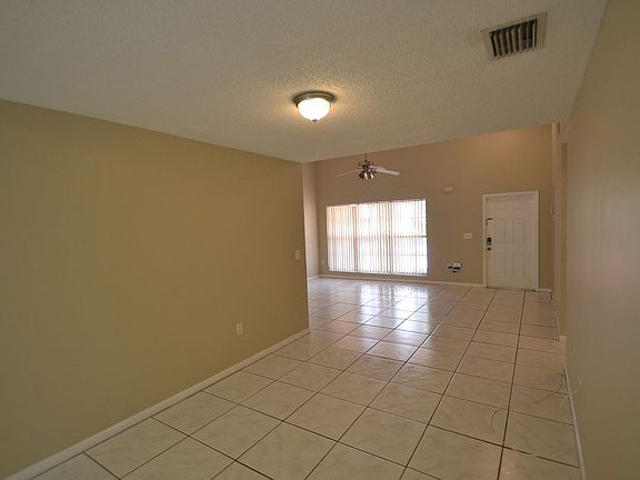 3rd image of 20710 NW 5th St