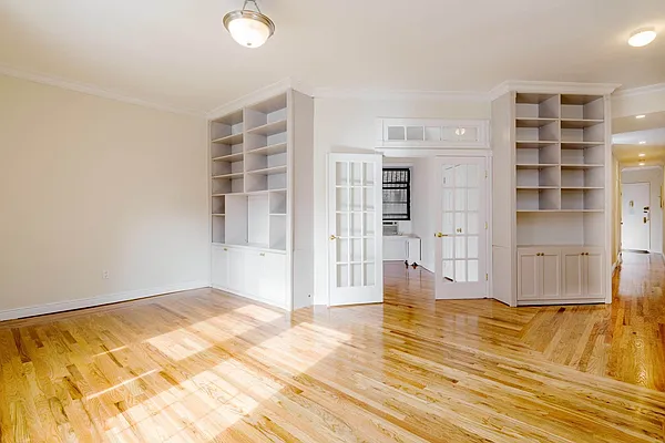 Sold by Compass | media 2