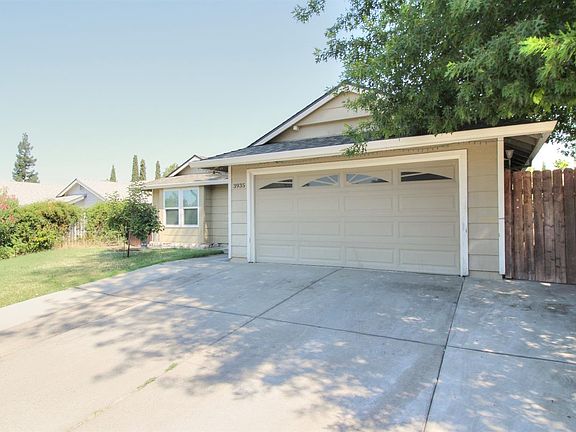 4th image of 3935 Galbrath Dr