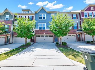 1008 Drayman Pl, Apex, NC 27502