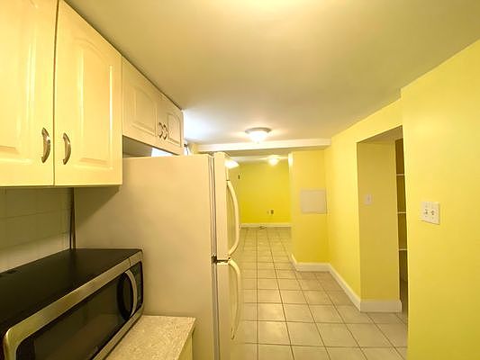 1st image of 3617 21st Ave #1