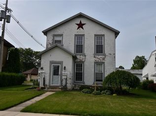 209 W Auglaize St, Wapakoneta, OH 45895
