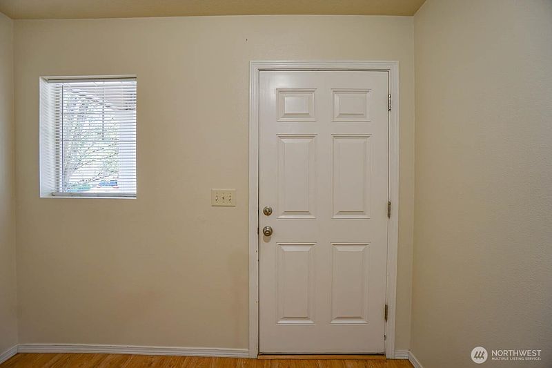 5th image of 3355 NW 47 th Drive NW
