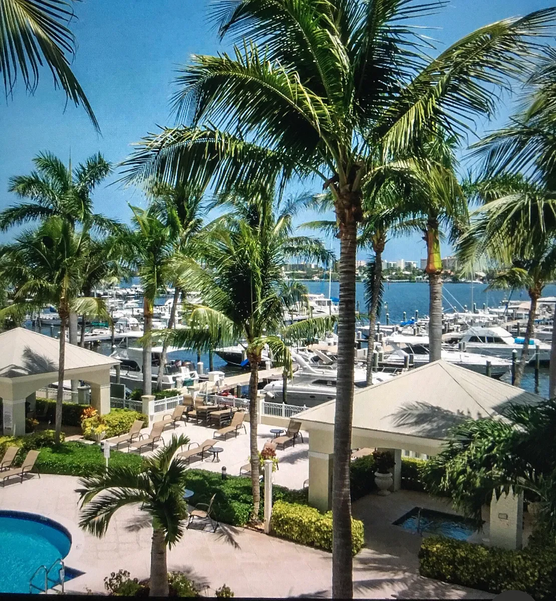 Building Photo - 236 Moorings Dr #236