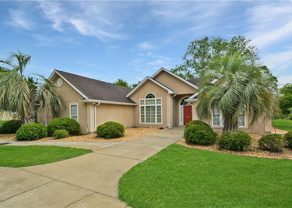 1st image of 127 Eagle Crest Dr