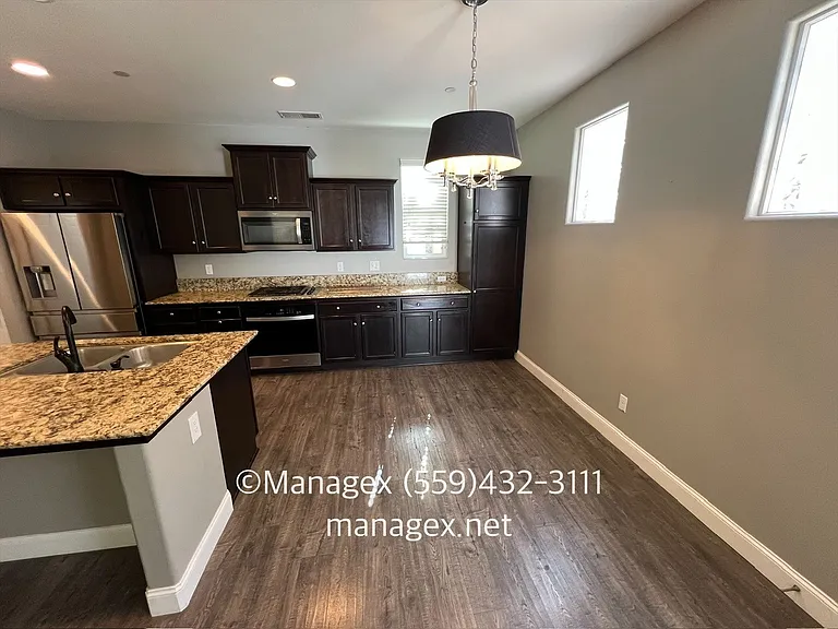3658 Alcove Way — Photo 4