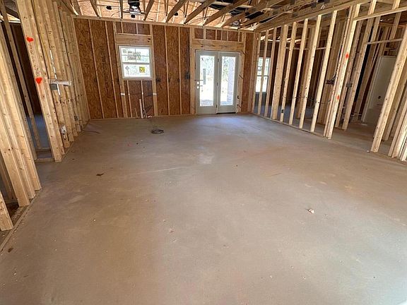 4th image of 111 Merle Road