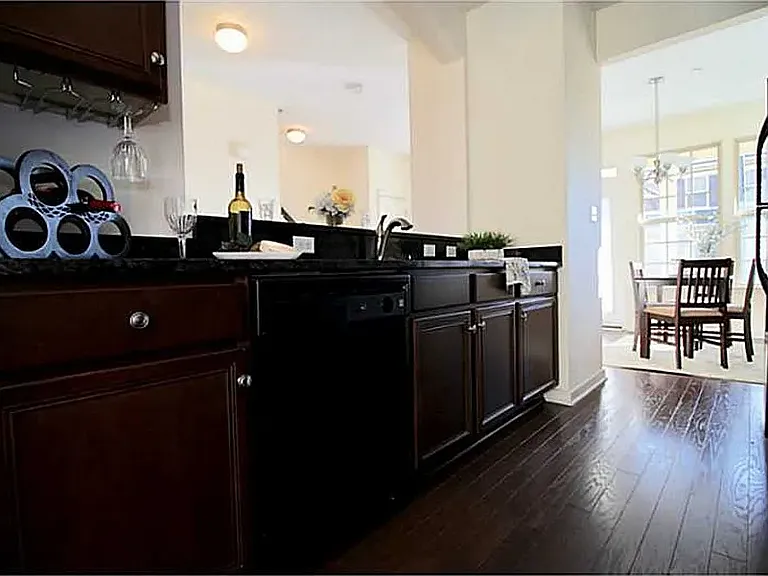 24 Zenith Loop — Photo 11