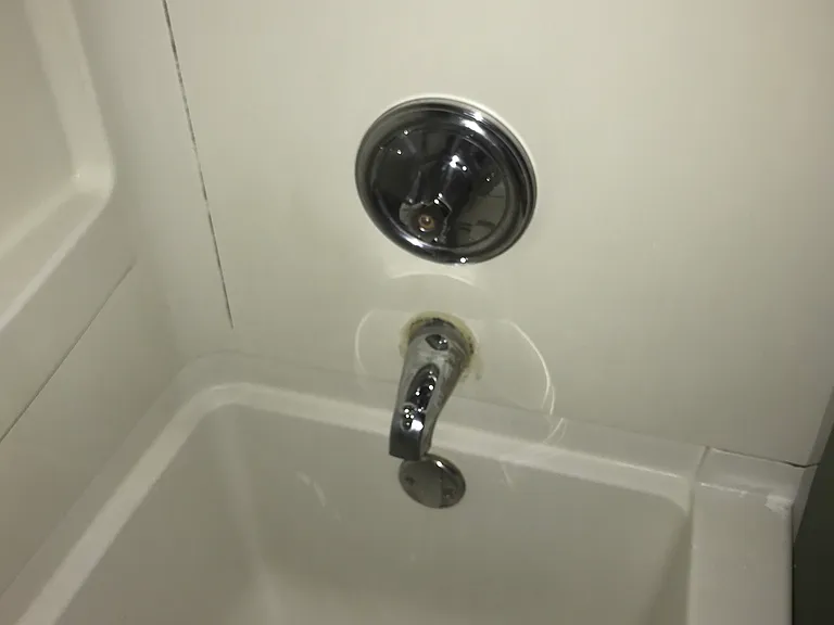 Bathtub