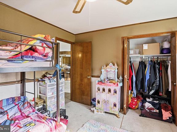 5th image of 12 Juniper Dr