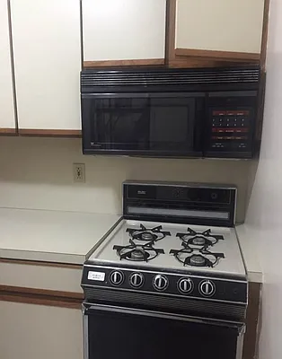 Rented by Geraldine Capasso, LREB | media 14