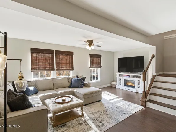 9 Abby Road #9, Farmingdale, NJ 07727