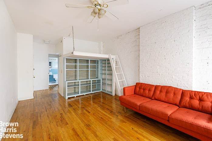 2nd image of 433 W 54th St APT 19
