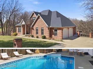 1924 Sylvan Hills Rd, Jefferson City, MO 65109