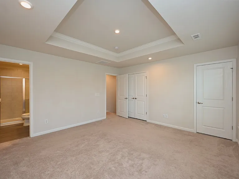 633 Exmoor Dr — Photo 14
