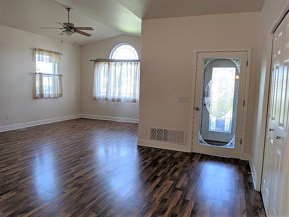 Living room and Arctic Entry