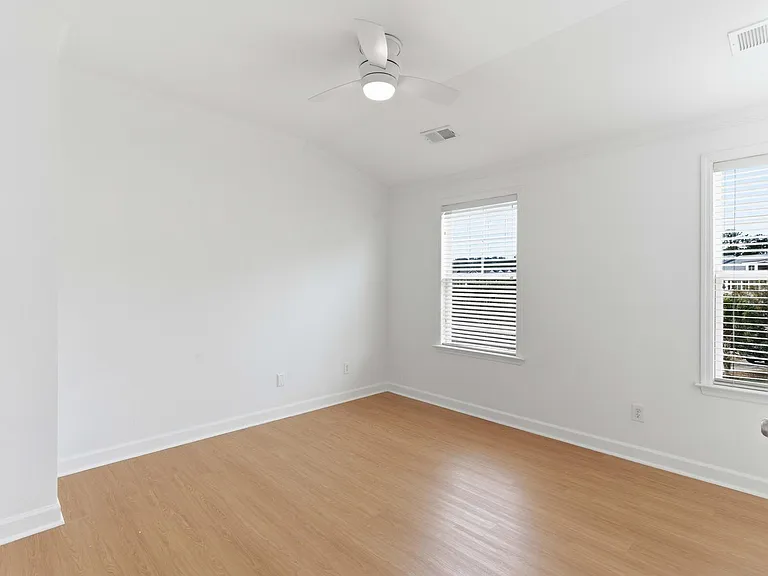 124 Palm Cove Way — Photo 34