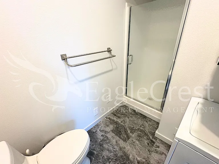 1211 Yellowhawk Way #B — Photo 24