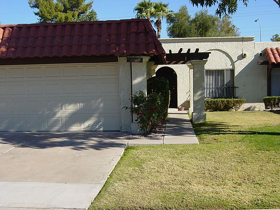 2nd image of 5309 S Palm Dr