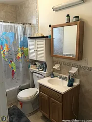 Rented by Realty 2000 Corp