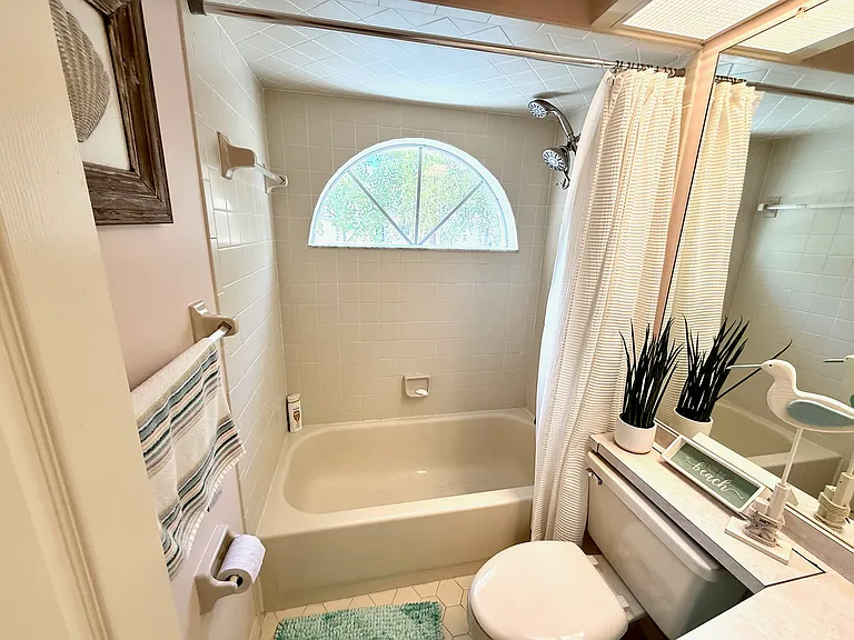 3941 Leeward Passage Ct #201 — Photo 19