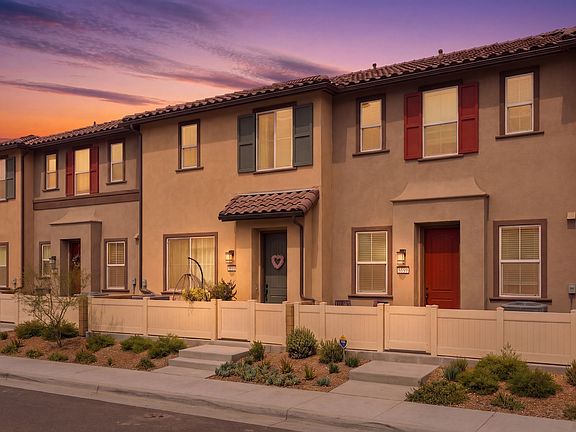 2nd image of 34587 Ciruela Ave