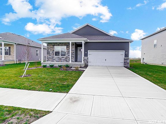 3rd image of 1219 Stratford Way