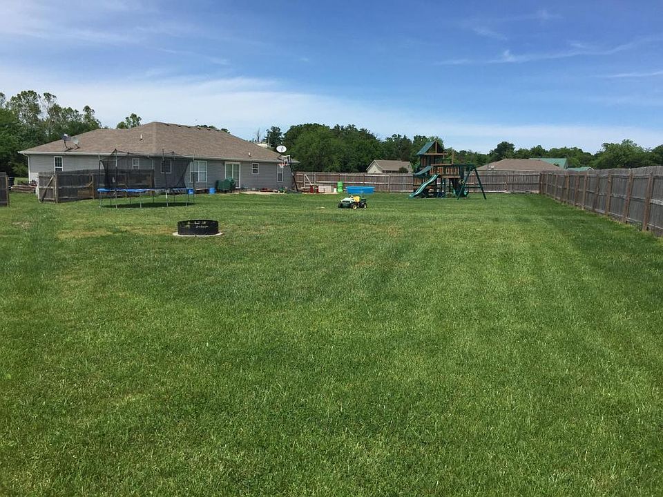 2nd image of 49 Sunnybrook Cir