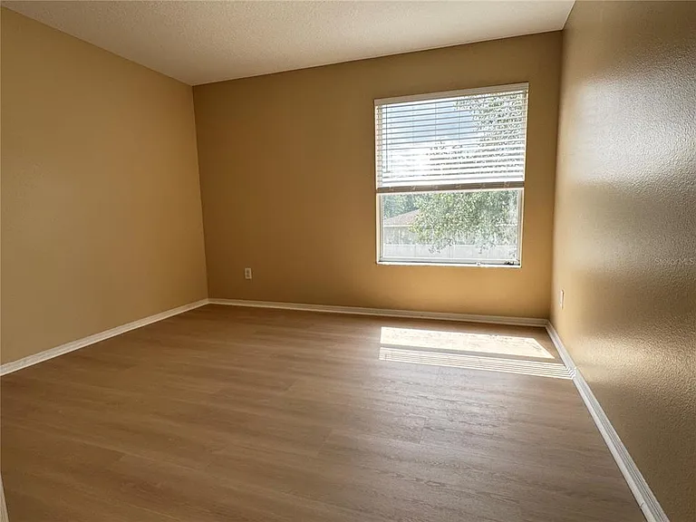 13807 Fareham Rd — Photo 20