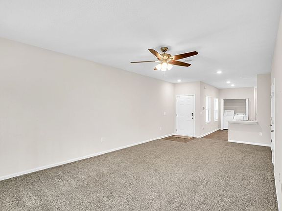 3rd image of 201 Scotch Pebble Dr