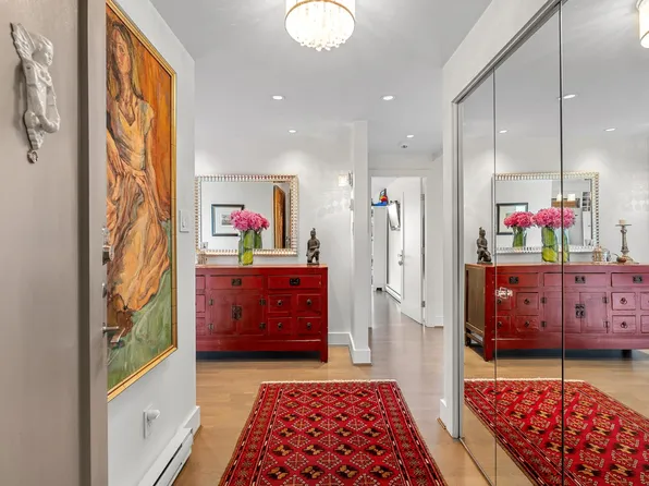 2202 Folkestone Way #47, West Vancouver, BC V7S 2X7