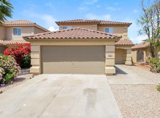 1042 E Desert Holly Dr, San Tan Valley, AZ 85143