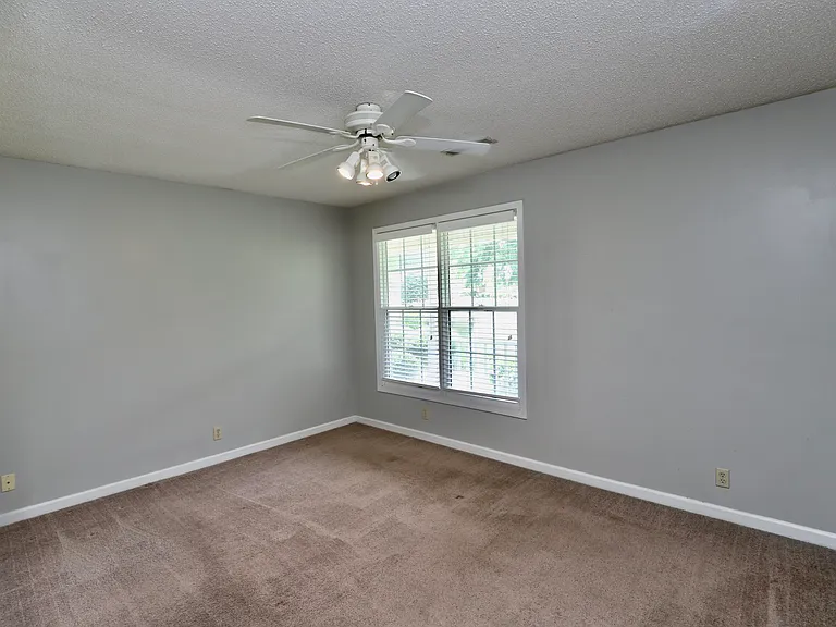 1450 Morris Way Dr — Photo 36