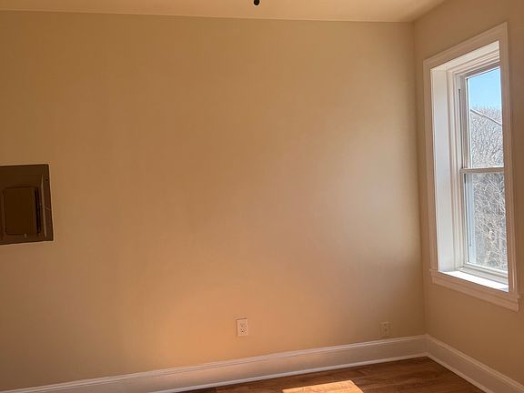 3rd image of 1400 N King St #3